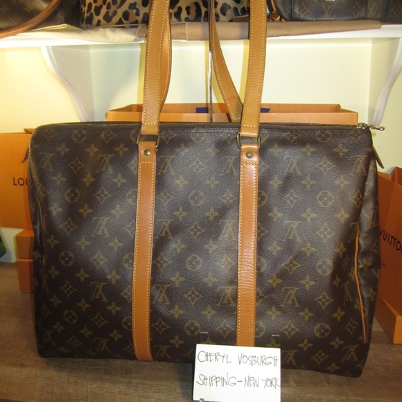 Louis Vuitton Handbags - 💞SOLD💞